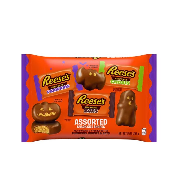 Reese's Assorted Milk Chocolate Snack Size Peanut Butter Shapes, Halloween Candy Bag, 9 oz